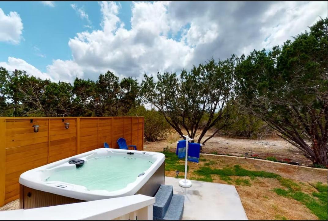 Hotel Blue Oasis In The Hill Country Kerrville Zewnętrze zdjęcie